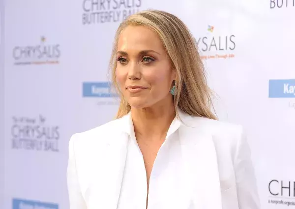 Elizabeth Berkley - Showgirls