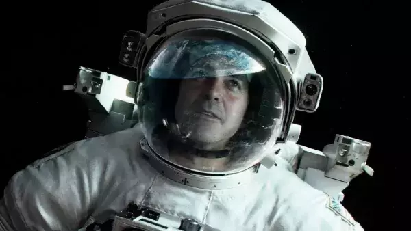 Et un terrain de basket pour George Clooney !
