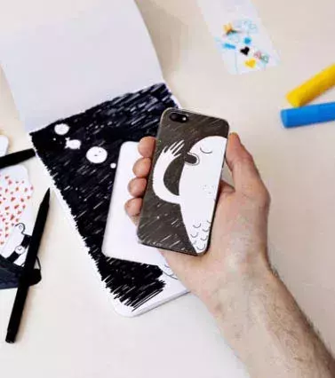Ce carnet de croquis vous permet de customiser votre iPhone