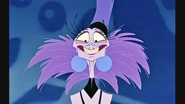 N°10 : Yzma - Kuzco, l'empereur mégalo (2000)                         