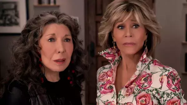6. Grace et Frankie