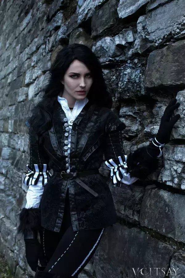 Le cosplay de Yennefer par Taliamel-Cosplay