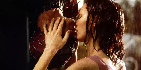 Spider-Man et Mary Jane : le baiser le plus iconique d'un film de super-héros ?