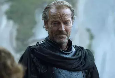 Jorah Mormont est un des plus fidèles soutiens de Daenerys. Il a été chassé pour avoir trahi la Reine avant de revenir vers elle et de redevenir son homme de confiance...